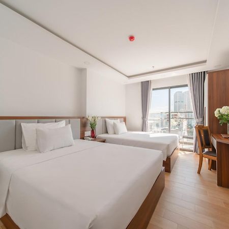 Goldcoast Hotel Нячанг Экстерьер фото