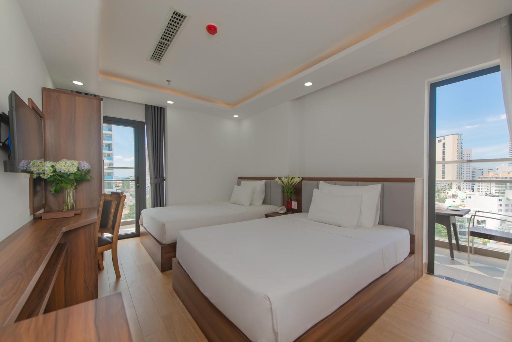 Goldcoast Hotel Нячанг Экстерьер фото