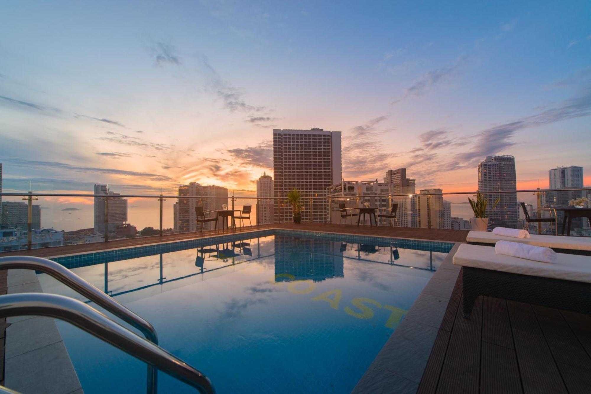 Goldcoast Hotel Нячанг Экстерьер фото