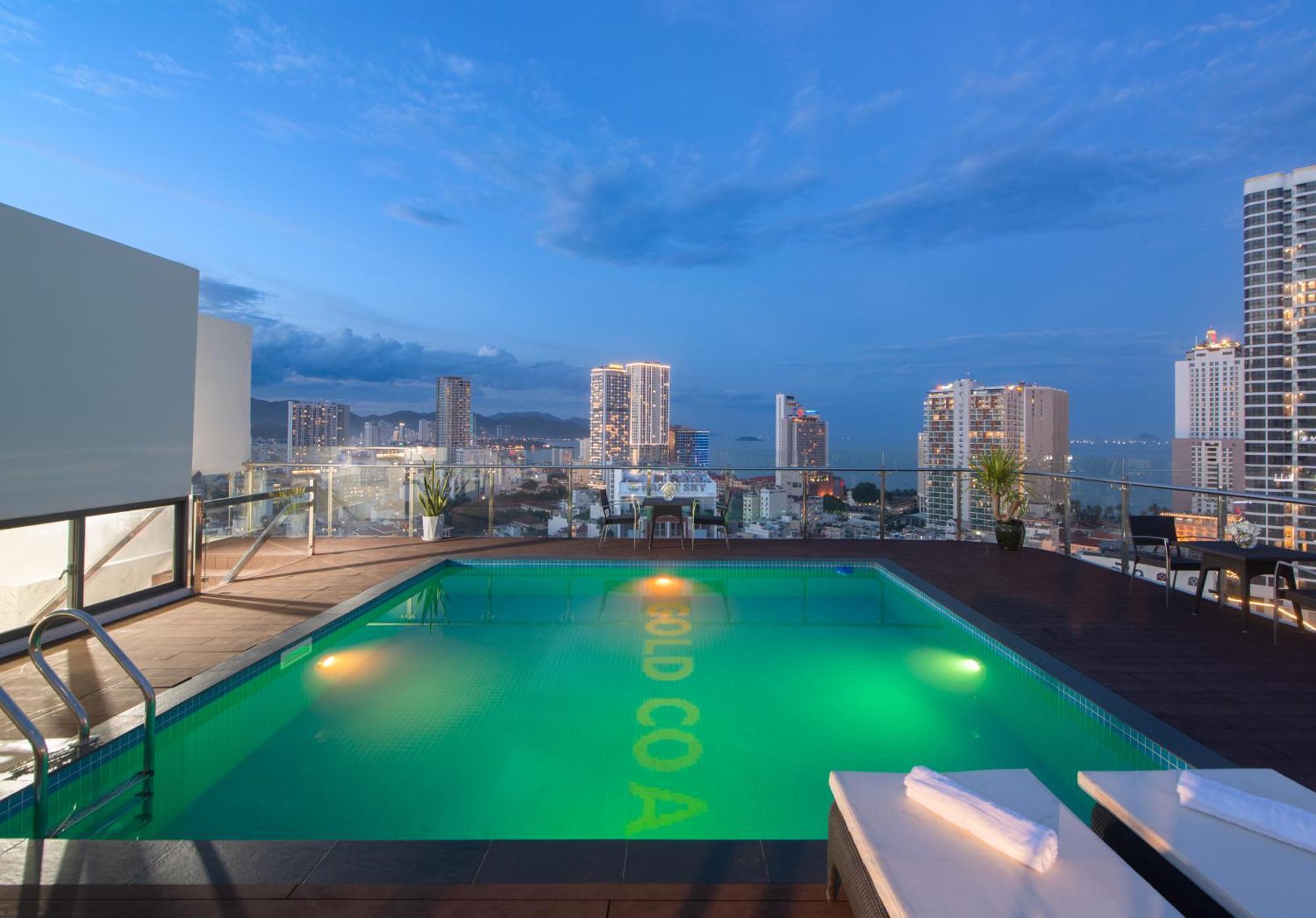 Goldcoast Hotel Нячанг Экстерьер фото