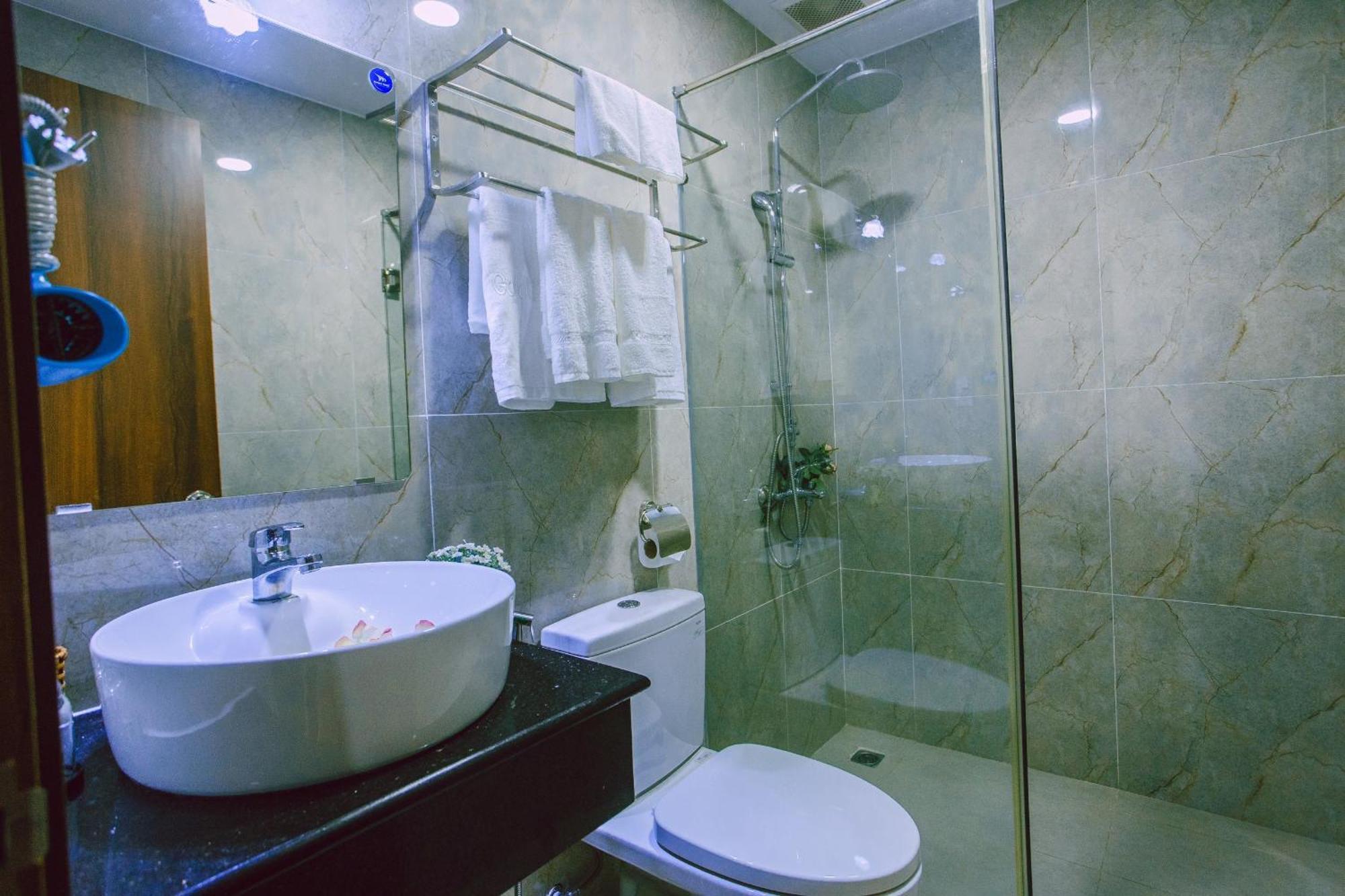 Goldcoast Hotel Нячанг Экстерьер фото
