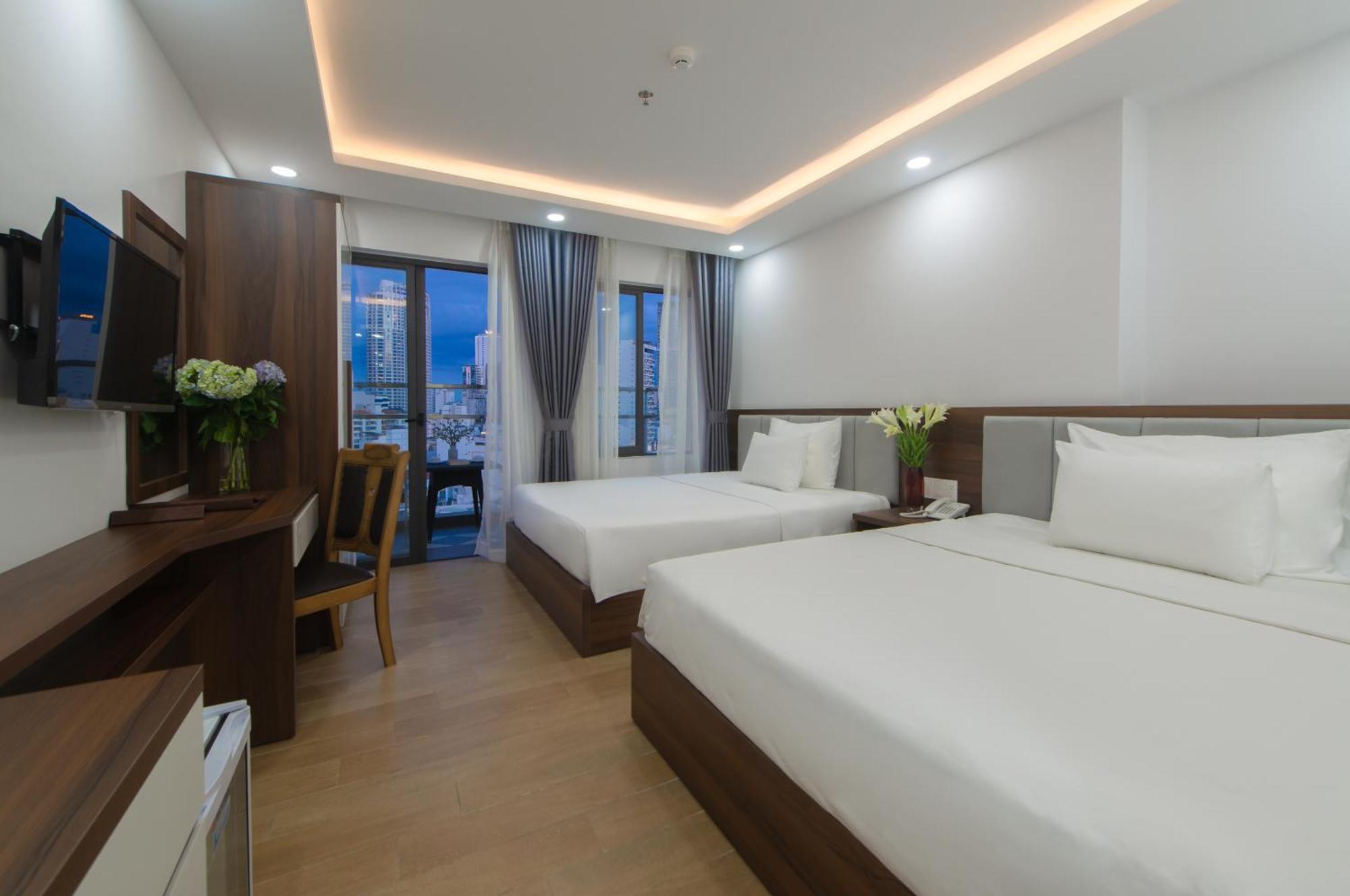 Goldcoast Hotel Нячанг Экстерьер фото