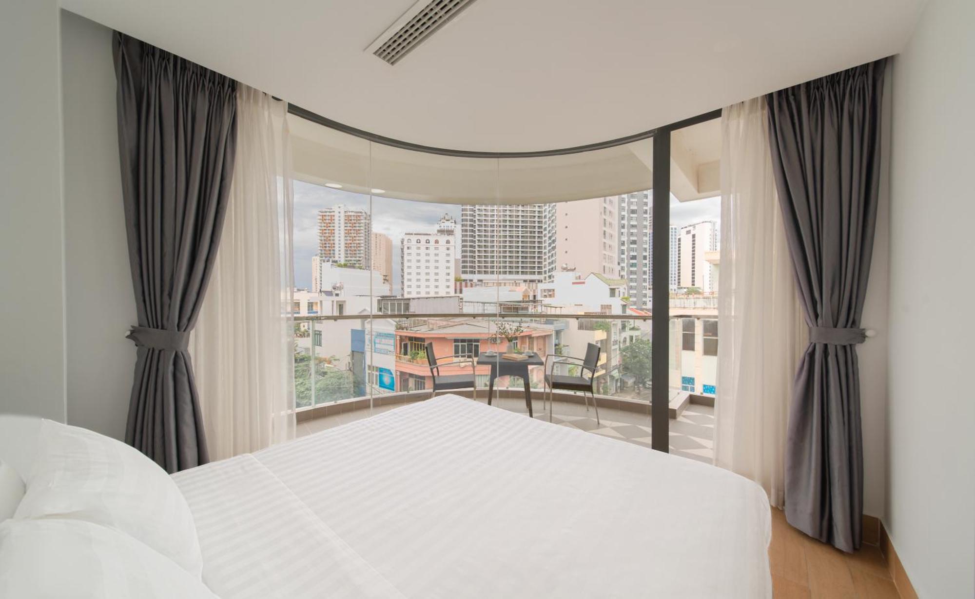 Goldcoast Hotel Нячанг Экстерьер фото