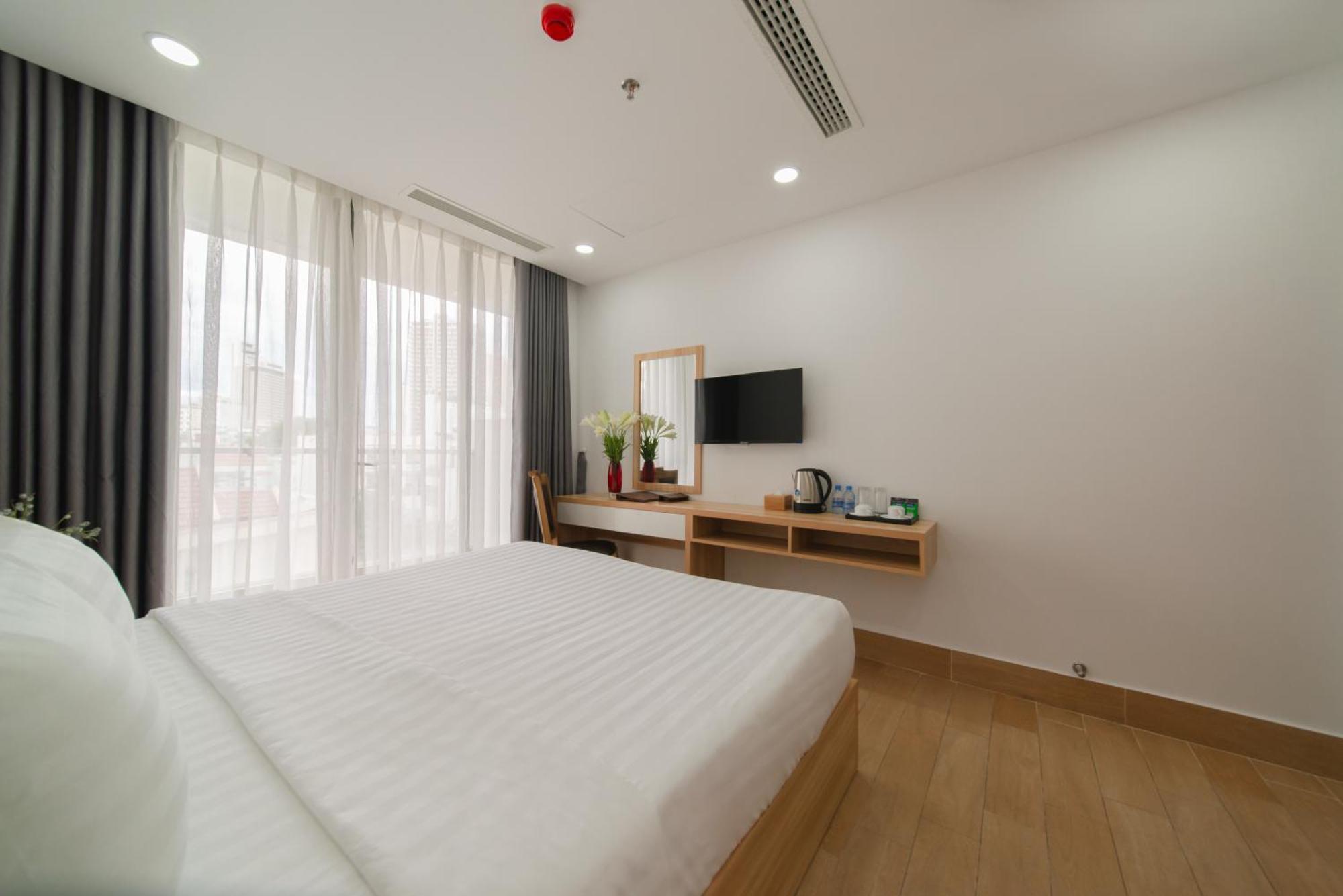 Goldcoast Hotel Нячанг Экстерьер фото