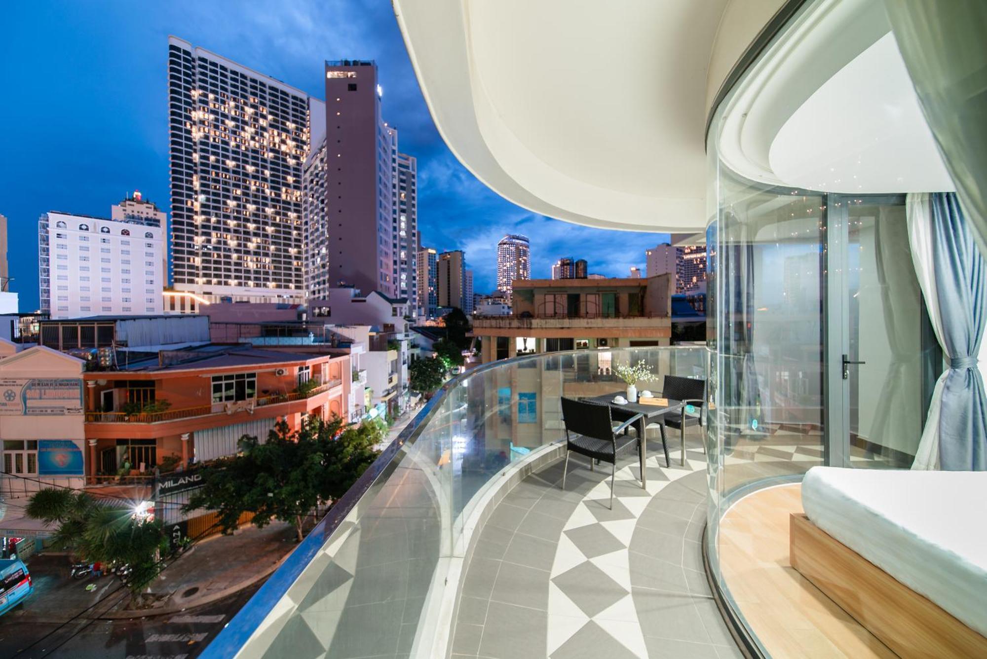 Goldcoast Hotel Нячанг Экстерьер фото